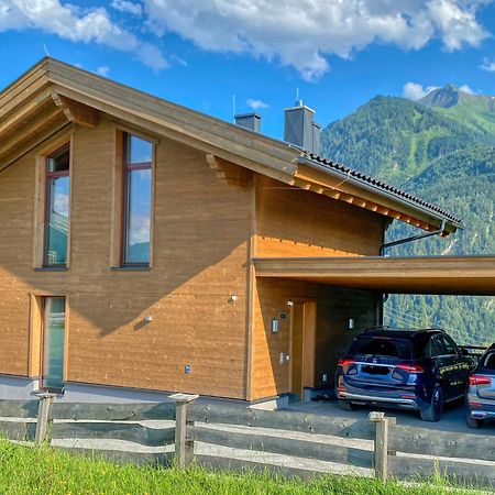 Ski-In Ski-Out Chalet Maiskogel "Bergli" - By Alpen Apartments Капрун Экстерьер фото